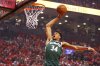 Giannis-Antetokounmpo-Dunk.jpg