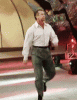 4KbkfrS.gif
